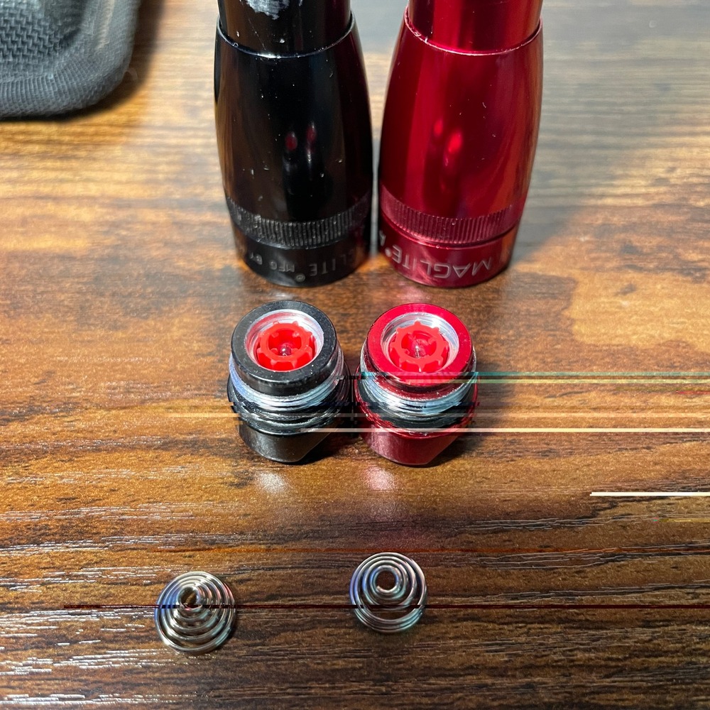 Maglite Mini AA Flashlight Bundle Red and Black with Nylon Belt Holster 2 Pack - Picture 9 of 11